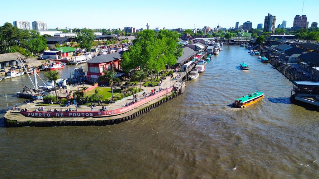 Bate e volta Tigre Delta do Paraná passeio de barco casas palafitas roteiro econômico