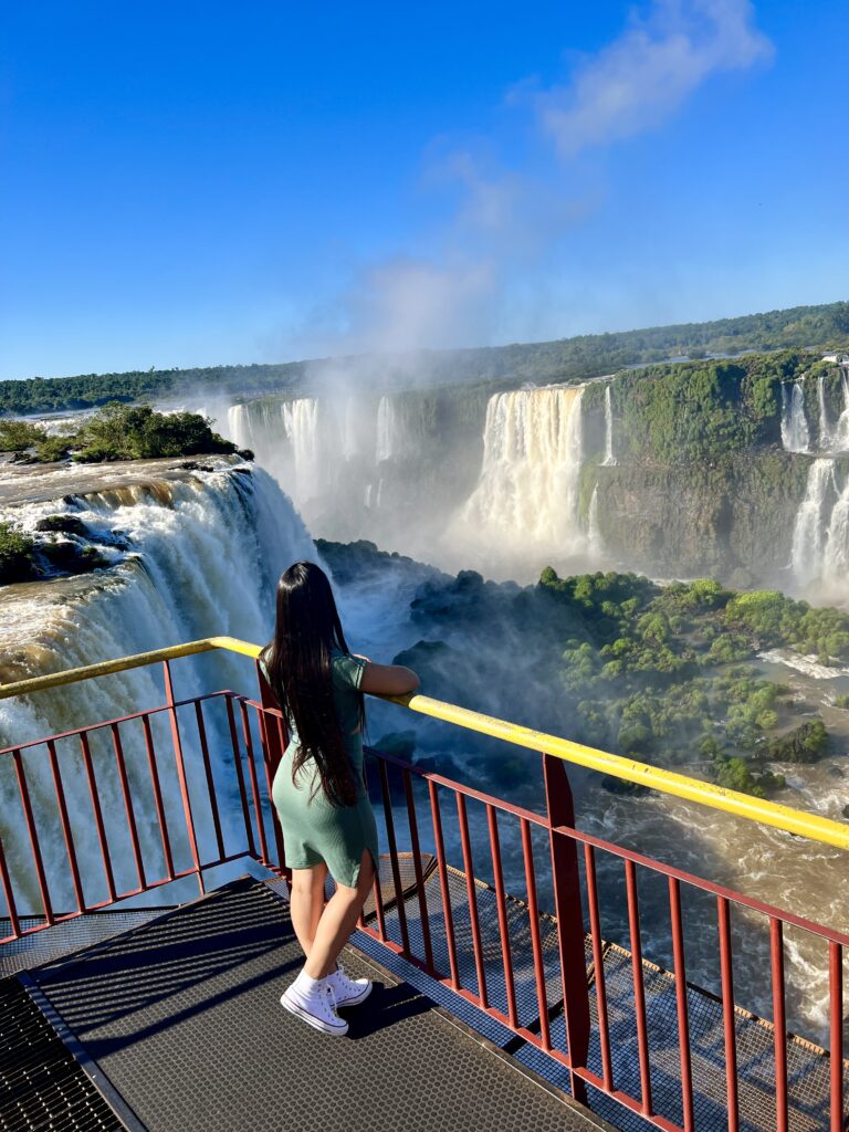 Nossa parada em Foz foi um dos momentos mais emocionantes da nossa volta ao mundo!