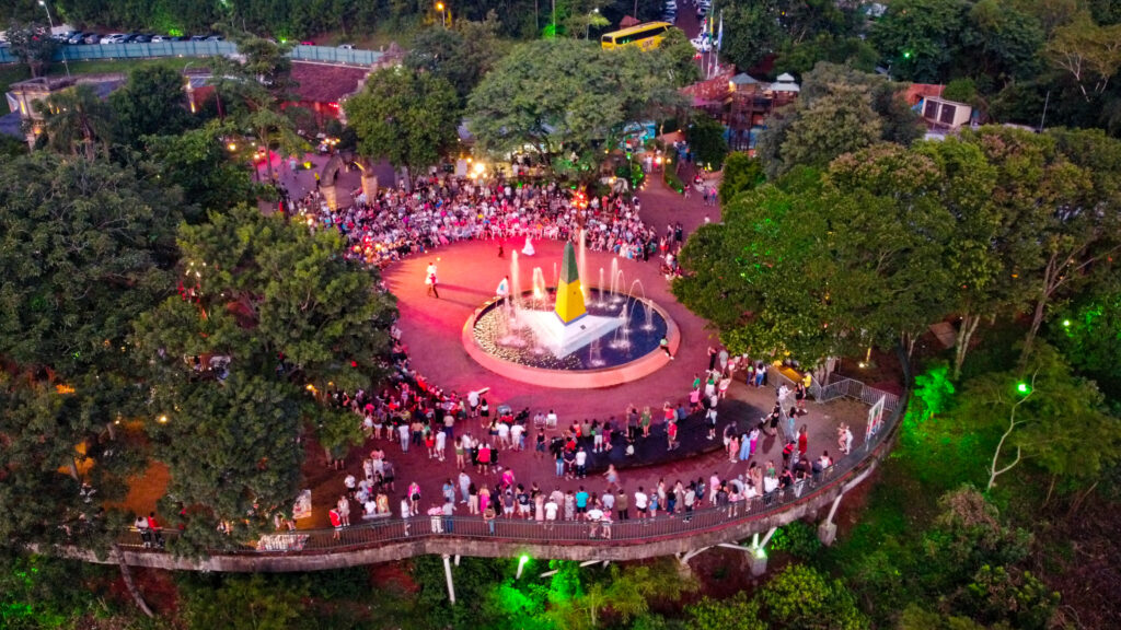 Marco das três fronteiras lado brasileiro