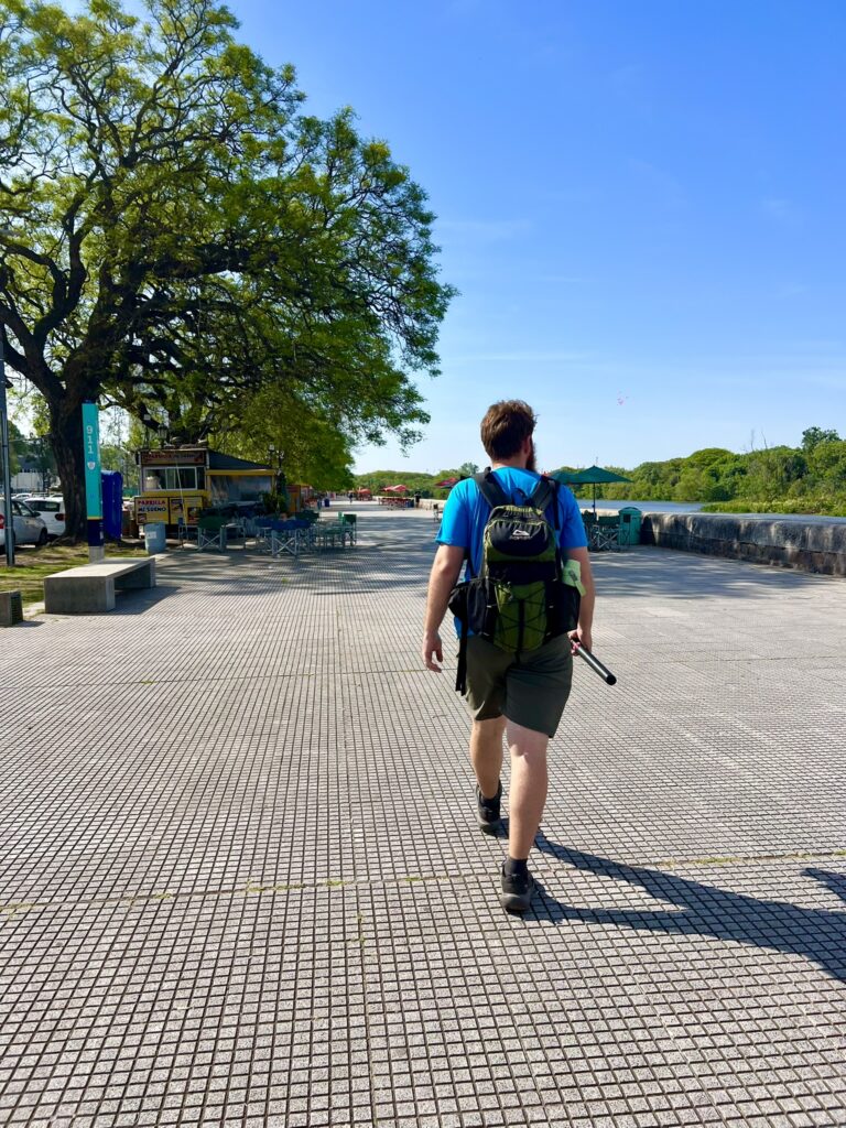 Calçadão da Reserva Ecológica Costanera Sur