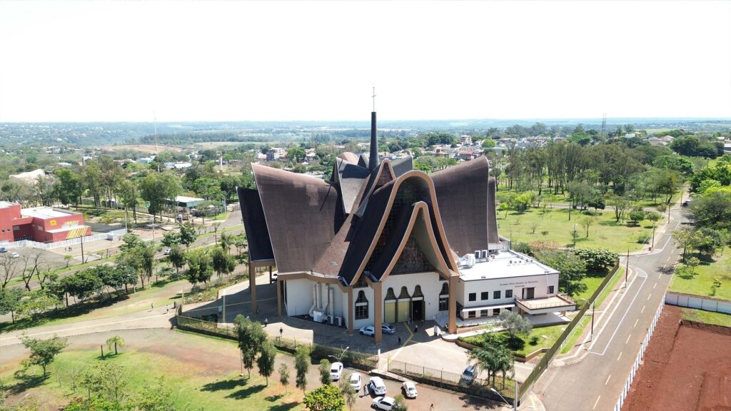 Catedral Nossa Senhora do Guadalupe em tours em Foz do Iguaçu 
