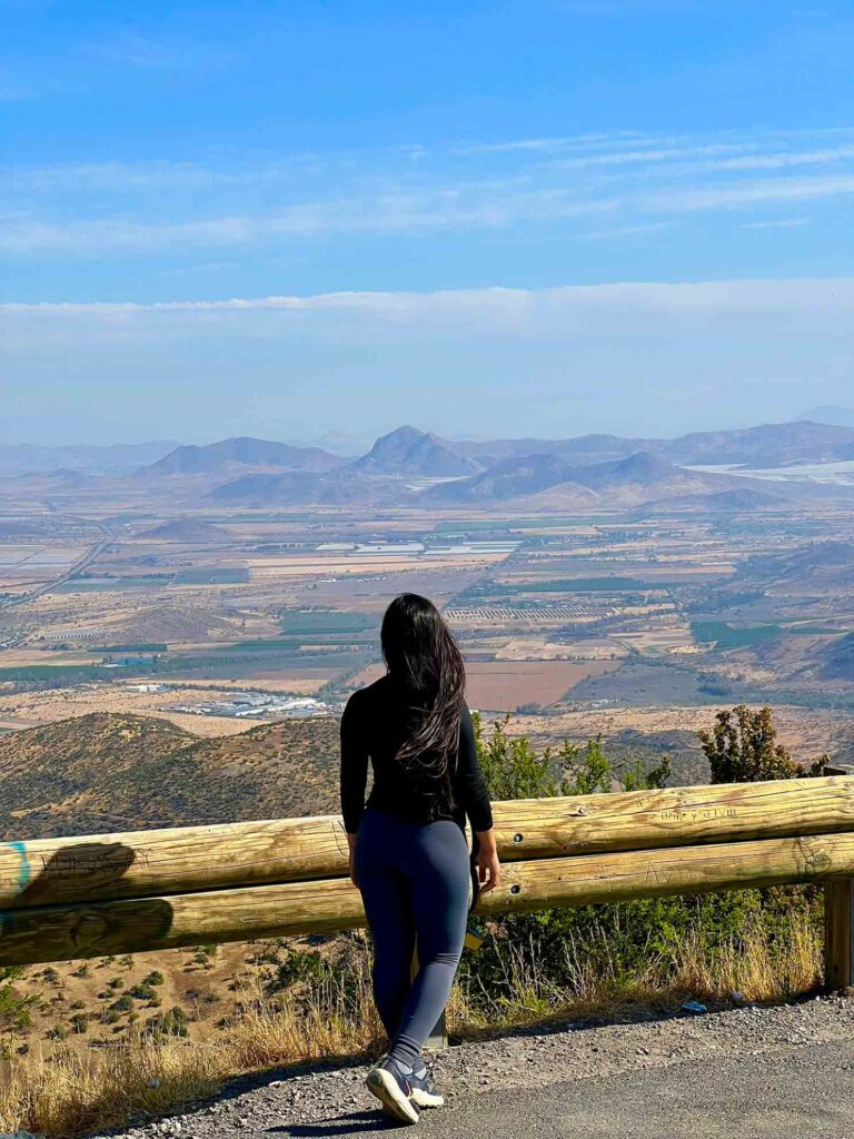 Cruz Cuesta Chacabuco e Monumento à Vitória de Chacabuco
