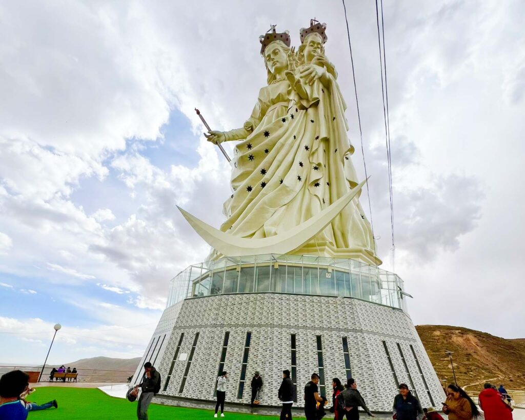 Virgem do Socavón em Oruro na Bolívia 