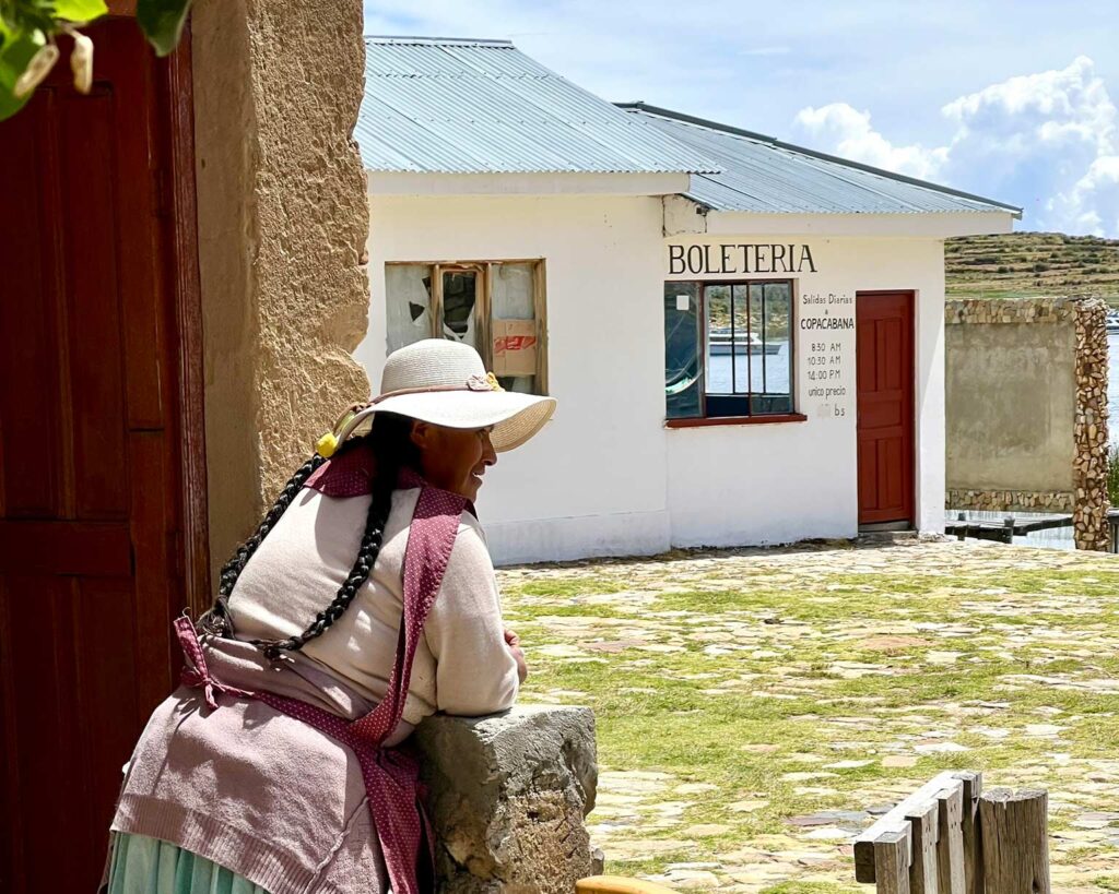 Lado norte da Isla del Sol  no lago Titicaca