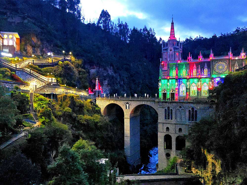 O belíssimo Santuário de Las Lajas em Apiales - Colômbia